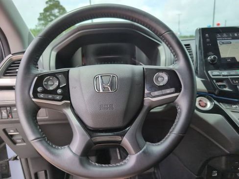 Certified 2024 Honda Odyssey Touring image 24