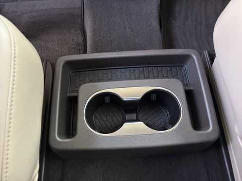 Used 2023 Lincoln Aviator AWD w/ Premium Package image 24