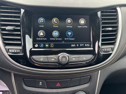 Used 2018 Chevrolet Trax LT w/ LT Convenience Package image 29