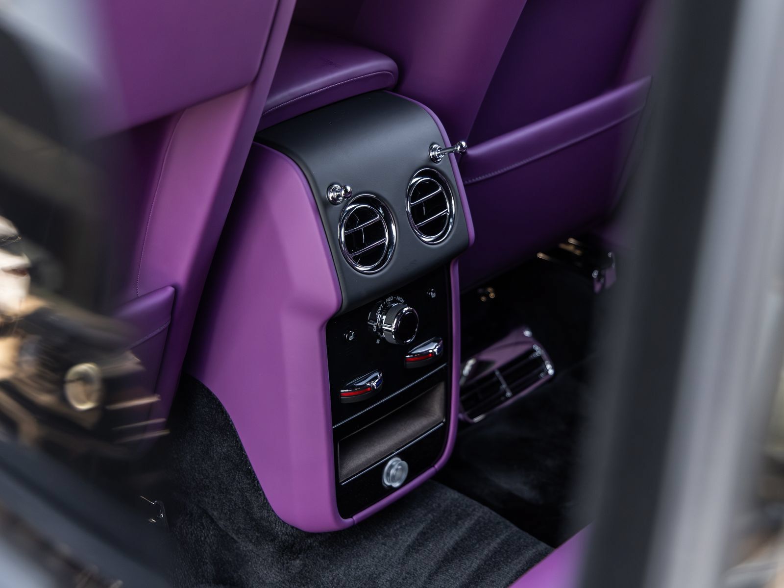 New 2027 Rolls-Royce Cullinan Black Badge AWD/4WD image 53