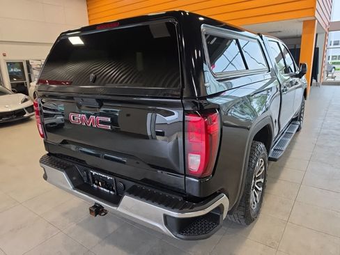 Used 2019 GMC Sierra 1500 SLE w/ SLE Value Package AWD/4WD image 8