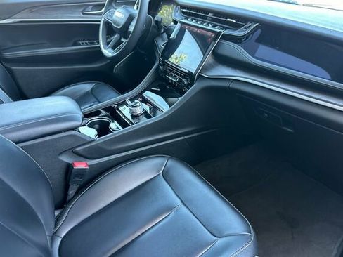 Used 2023 Jeep Grand Cherokee 4xe image 13