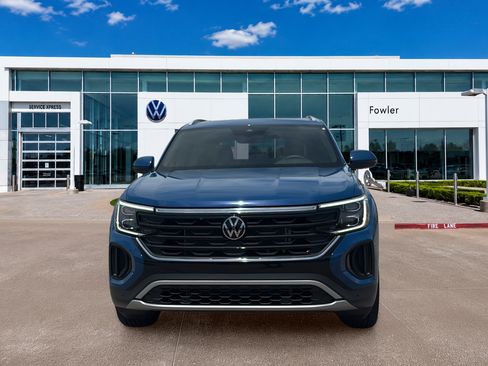 New 2026 Volkswagen Atlas Cross Sport SE AWD/4WD image 2