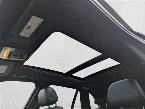 Used 2018 BMW X5 xDrive35i w/ M Sport Package image 16