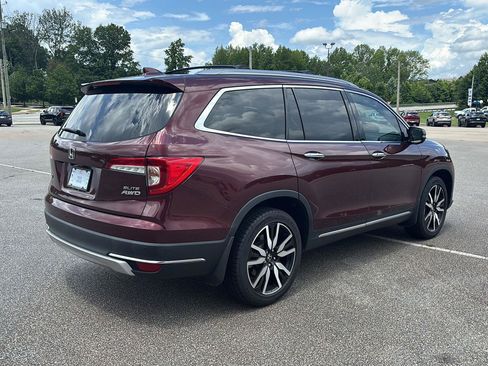 Used 2021 Honda Pilot Elite image 3