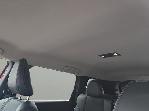 Used 2025 Mitsubishi Outlander SE FWD image 15