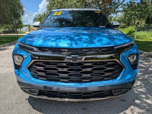 Used 2025 Chevrolet TrailBlazer ACTIV w/ Convenience Package FWD image 2