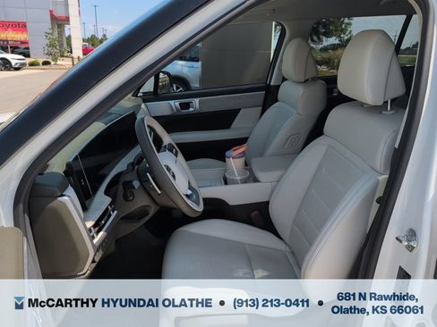 Used 2025 Hyundai Santa Fe Calligraphy AWD/4WD image 5