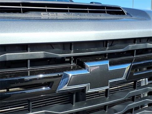 Used 2025 Chevrolet Silverado 2500 Custom w/ Custom Value Package image 22