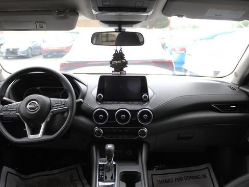 Used 2025 Nissan Sentra S FWD image 20