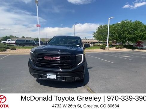 Used 2025 GMC Sierra 1500 Elevation w/ X31 Off-Road Package AWD/4WD image 2