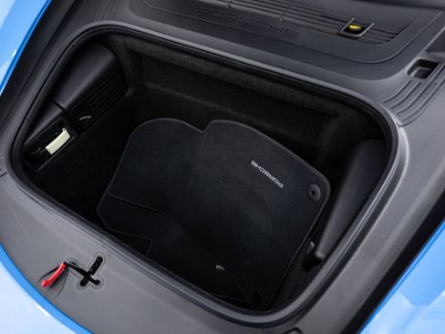 Certified 2025 Porsche 718 Cayman S RWD image 25