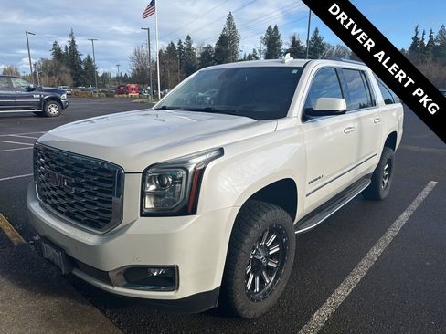 Used 2020 GMC Yukon XL Denali w/ Open Road Package image 1