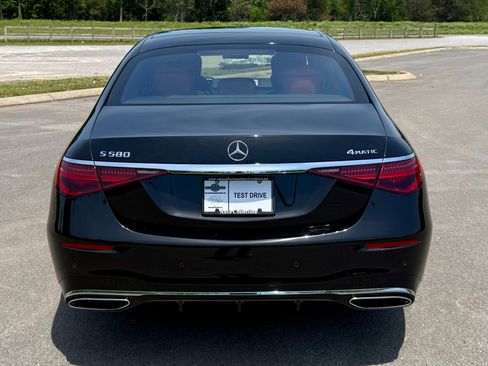 Used 2022 Mercedes-Benz S 580 4MATIC Sedan image 6