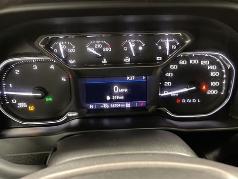 Used 2021 GMC Sierra 2500 AT4 AWD/4WD image 5