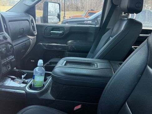 Used 2022 Chevrolet Silverado 2500 LTZ w/ LTZ Plus Package image 5