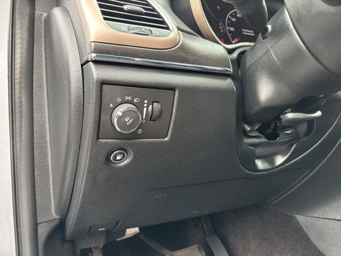 Used 2016 Jeep Grand Cherokee Limited image 22