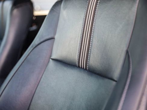 Used 2017 Toyota Highlander SE w/ Carpet Mat Package AWD/4WD image 24