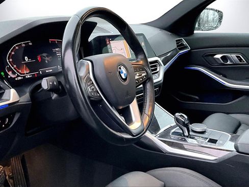 Used 2020 BMW 330i Sedan w/ Convenience Package image 19