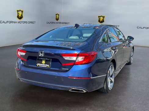 Used 2018 Honda Accord Touring image 5