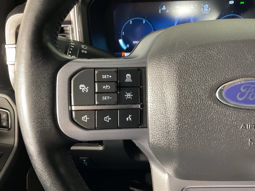 Used 2023 Ford F350 Lariat w/ Lariat Ultimate Package AWD/4WD image 23