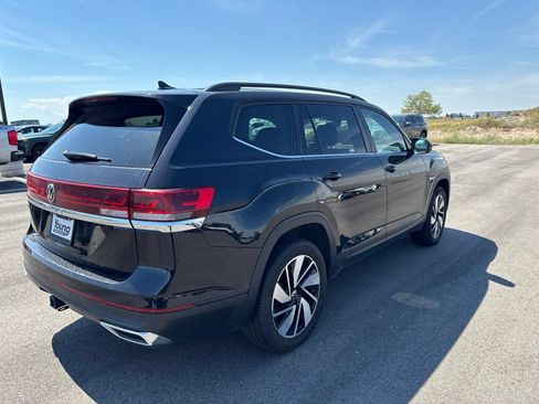 Used 2024 Volkswagen Atlas SE FWD image 7