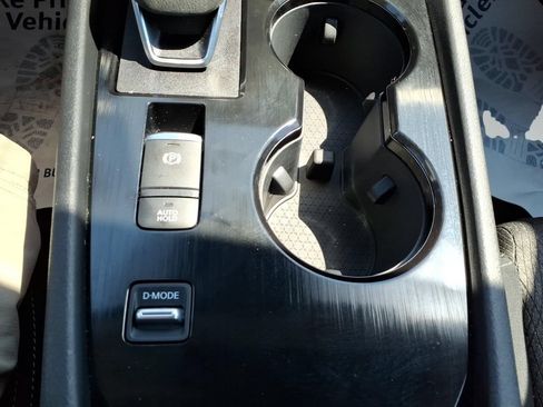 Used 2025 Nissan Rogue SV FWD image 22