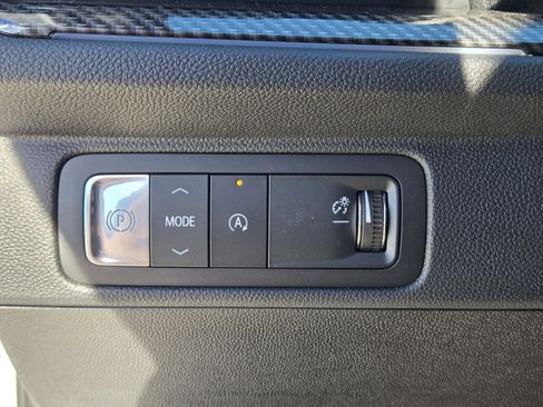 New 2026 Chevrolet Traverse High Country image 23