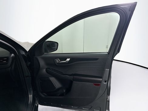 Used 2024 Ford Escape ST-Line image 30