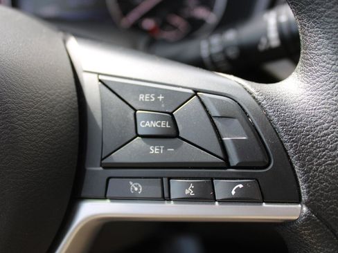 Used 2025 Nissan Altima 2.5 SV image 14