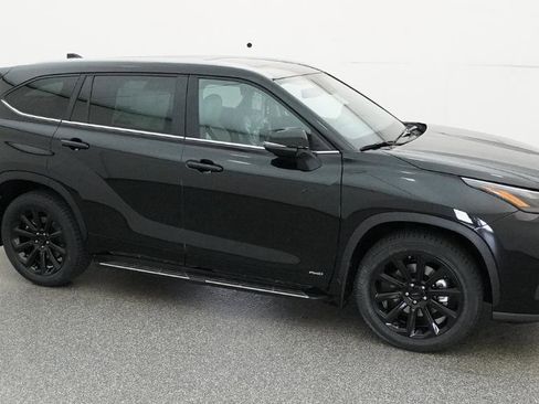 New 2026 Toyota Highlander XLE AWD/4WD image 15