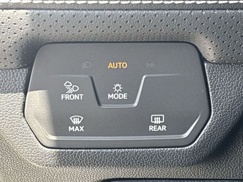 New 2026 Volkswagen Atlas Cross Sport SE FWD image 27