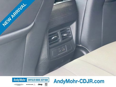 Used 2024 Chevrolet Colorado ZR2 w/ ZR2 Convenience Package III AWD/4WD image 31