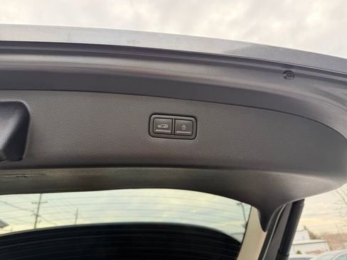 Used 2022 Genesis GV80 3.5T w/ Advanced Package 06 image 30