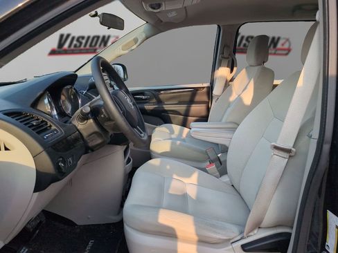 Used 2014 Dodge Grand Caravan American Value Package image 9