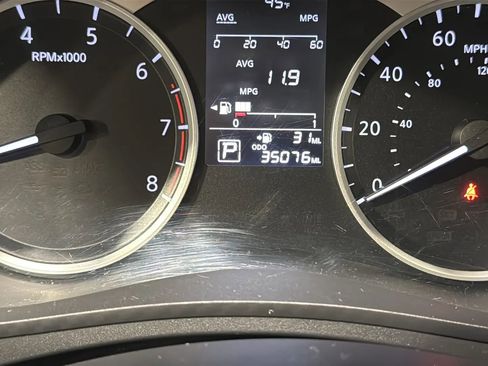 Used 2023 Nissan Versa S image 15