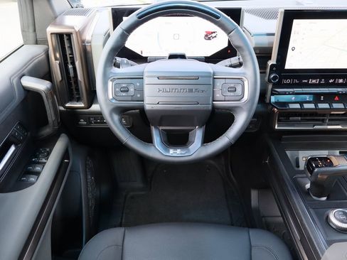 Certified 2024 GMC Hummer EV 3X w/ Omega Edition AWD/4WD image 28