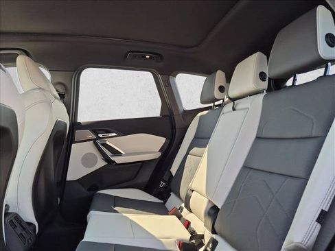 New 2027 BMW X1 xDrive28i AWD/4WD image 16