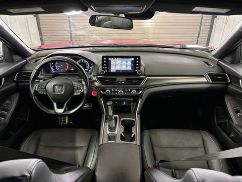Used 2018 Honda Accord Sport image 17