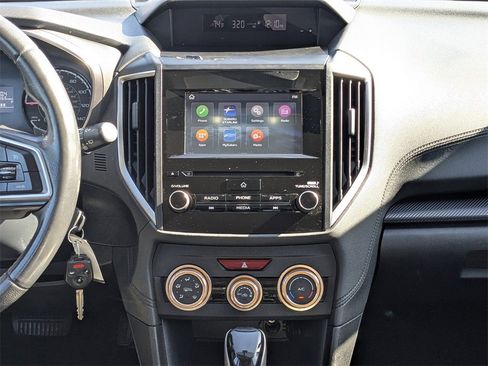 Used 2019 Subaru Crosstrek 2.0i Premium image 17