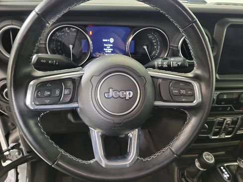 Used 2021 Jeep Wrangler Unlimited Sahara AWD/4WD image 15