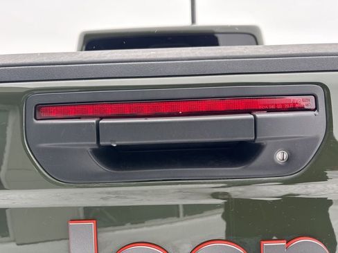 Used 2023 Jeep Gladiator Mojave w/ Cold Weather Group image 35