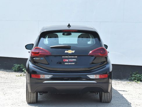 Used 2017 Chevrolet Bolt LT FWD image 4