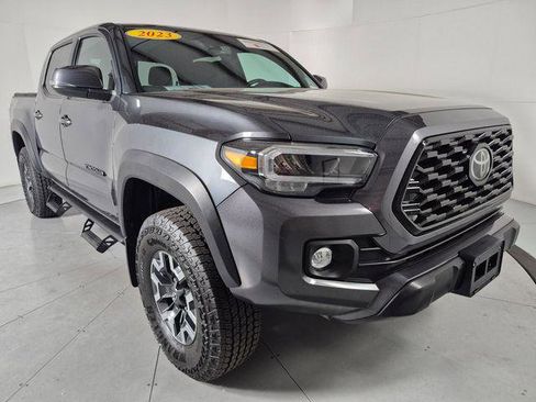 Certified 2023 Toyota Tacoma TRD Off-Road AWD/4WD image 6