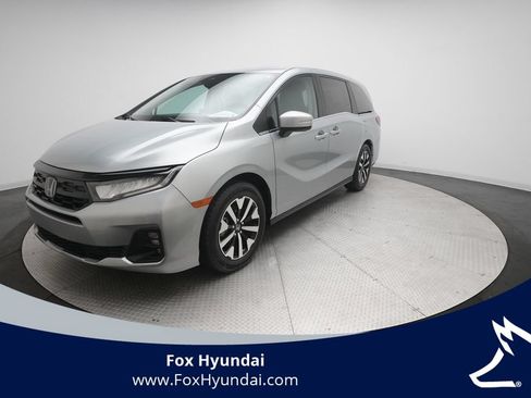 Used 2025 Honda Odyssey EX-L image 1