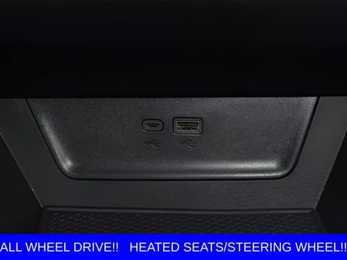 Used 2026 Chevrolet Equinox LT AWD/4WD image 27