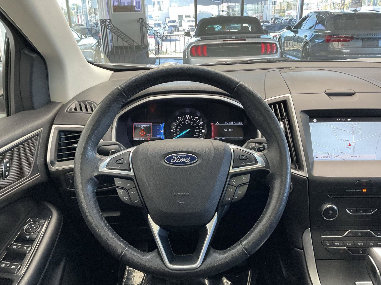 Used 2016 Ford Edge SEL w/ Equipment Group 201A AWD/4WD image 17