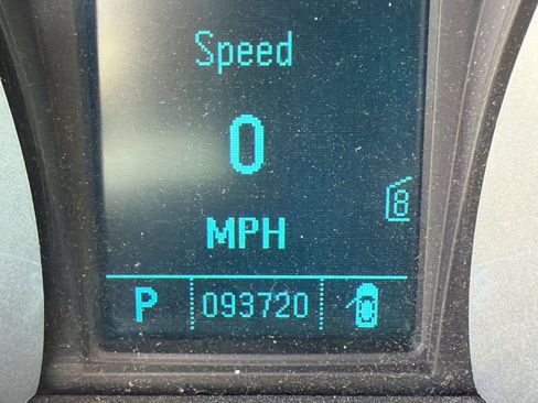 Used 2011 Chevrolet Equinox LT w/ Driver Convenience Package FWD image 17