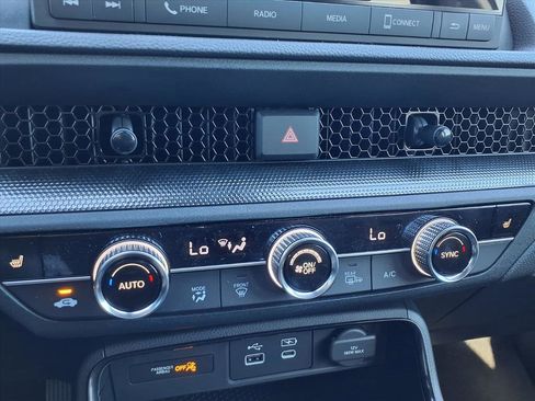 Certified 2025 Honda CR-V Sport image 8