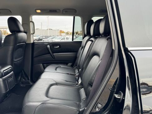 Used 2024 Nissan Armada SV image 23